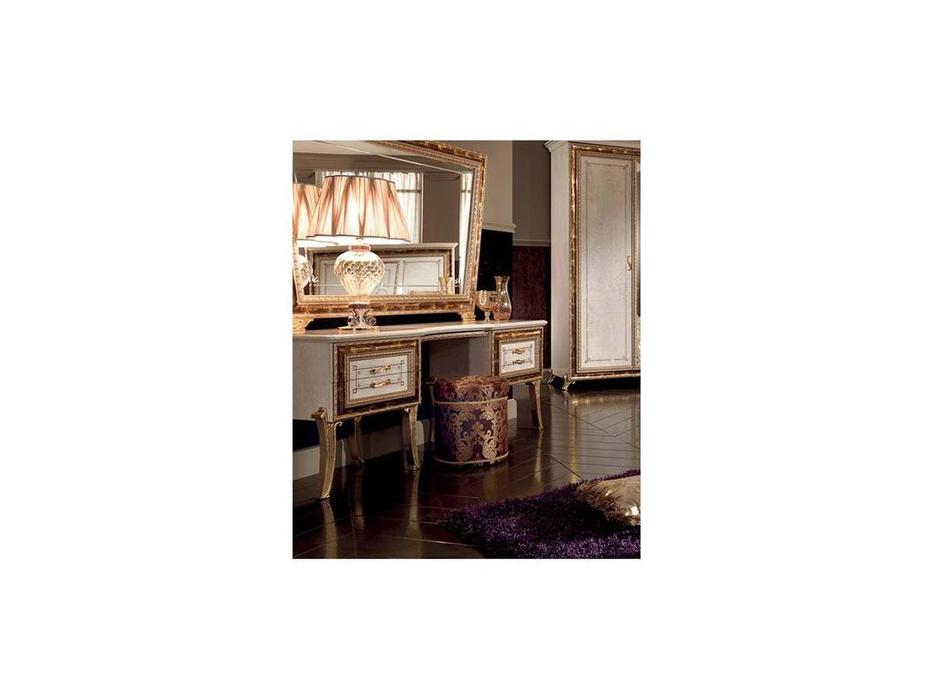 пуф Раффаэлло: Arredo Classic [] (ткань кат.В)