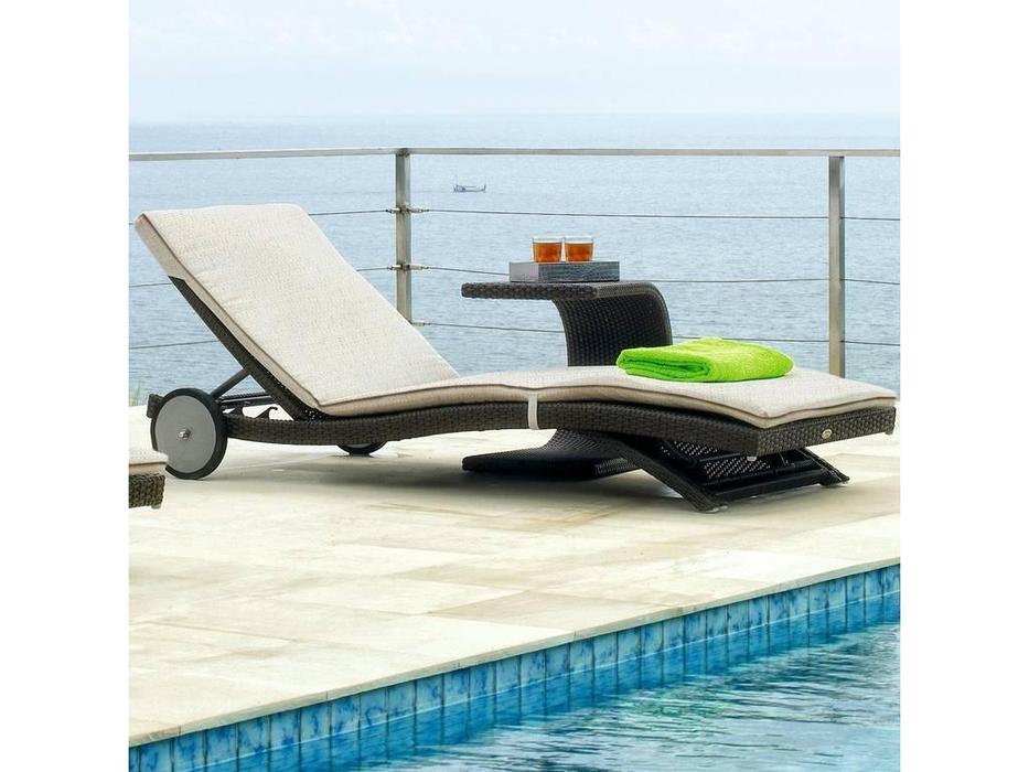 стол садовый для шезлонга со стеклом Shopie Skylinedesign  [2985.PR] коричневый